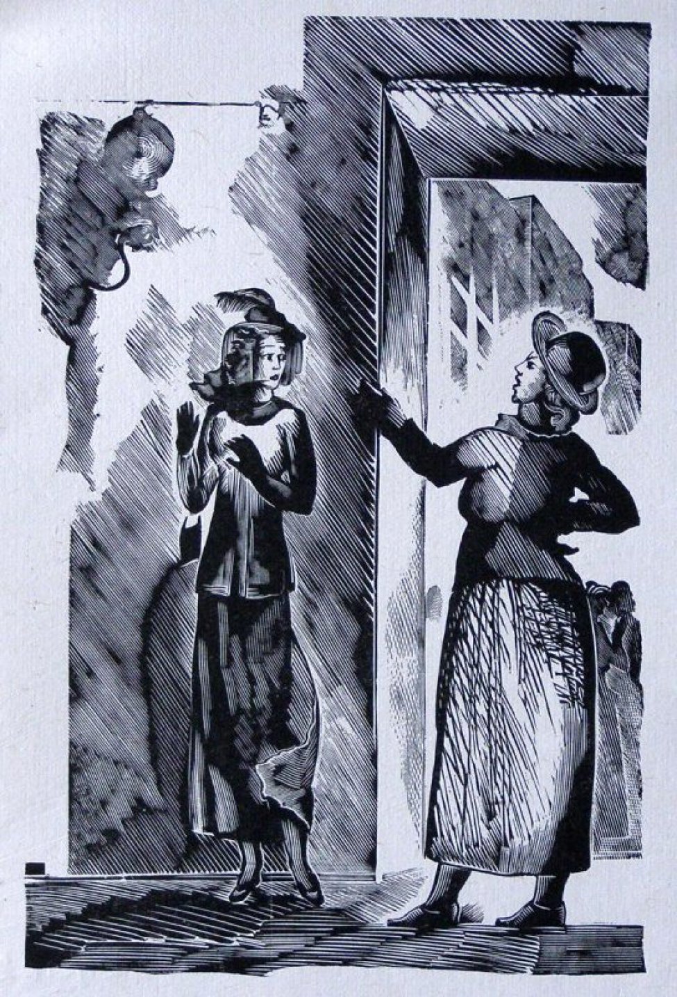 В центре композиции изображены две женщины: одна в шляпке с вуалью, с сумочкой. Вторая в шляпке с маленькими полями одна рука у нее поднята, вторая лежит на бедре, задний фон образует стена с открытой дверью, через которую видны фигуры людей.