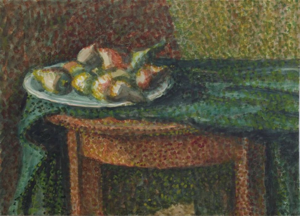 На коричнево-зеленом фоне изображен круглый коричневый стол, на который накинута зеленая драпировка; слева на краю стола на светлом блюде изображены груши.