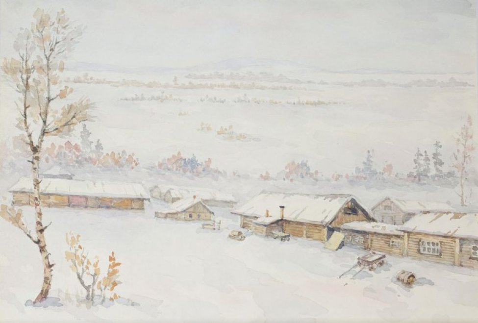 Вид сверху на дневной зимний деревенский пейзаж. На первом плане слева -  берёза. В центре композиции изображены деревянные постройки. На дальнем плане на заснеженном поле кустарники.