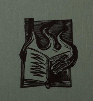 Книга сброшюрована вручную, листы скреплены лентой по левому краю, экземпляр имеет номер 