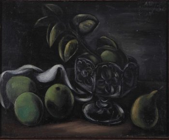 На коричневатой плоскости изображена ваза с веткой цитрусовых (?) плодов в ней. Три плода слева, справа груша. Фон темный.
Обрамление: 
