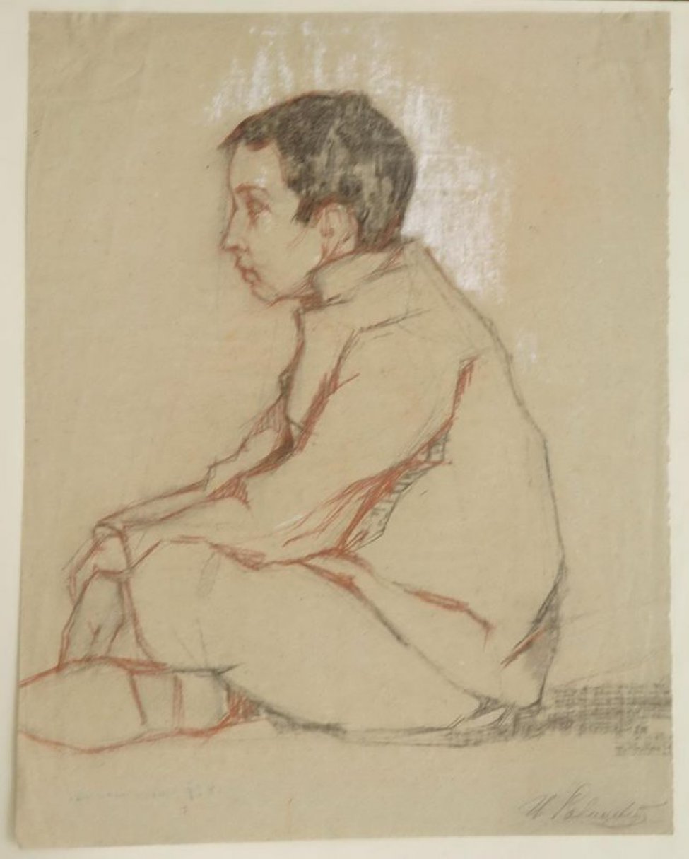Сидящий мальчик”, 1909