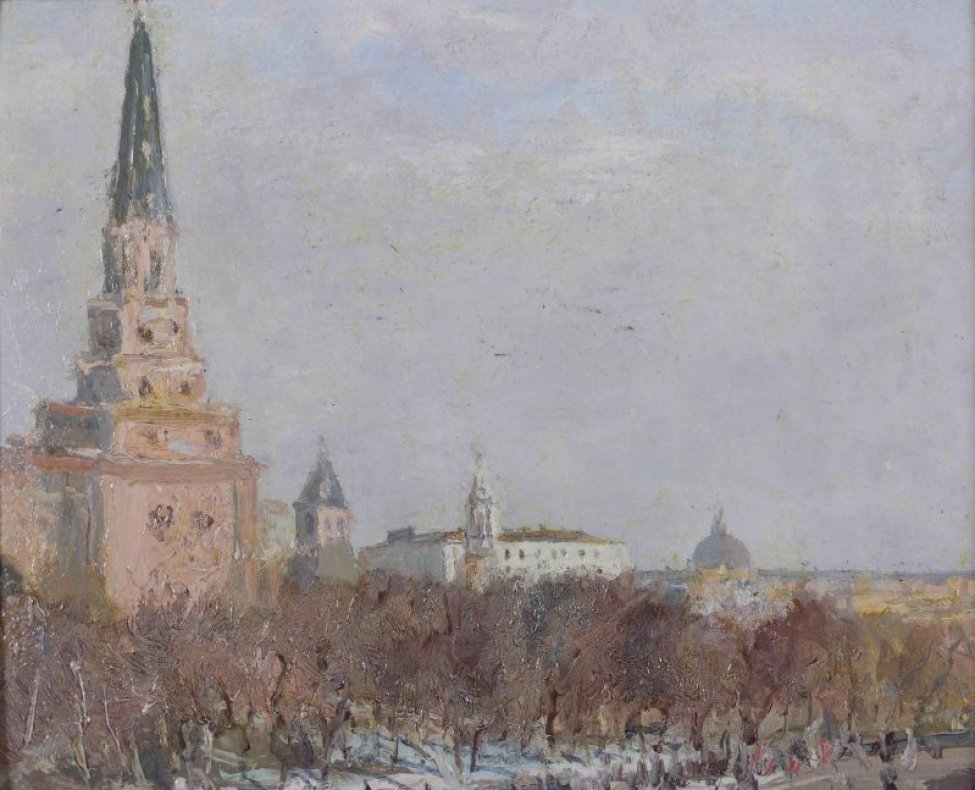 Изображена розоватая башня Кремля, правее верхняя часть белого здания, купол и крыши домов. Слева по диагонали бульвар с осенними деревьями и лежащим кое-где снегом. Небо серое с голубыми просветами.