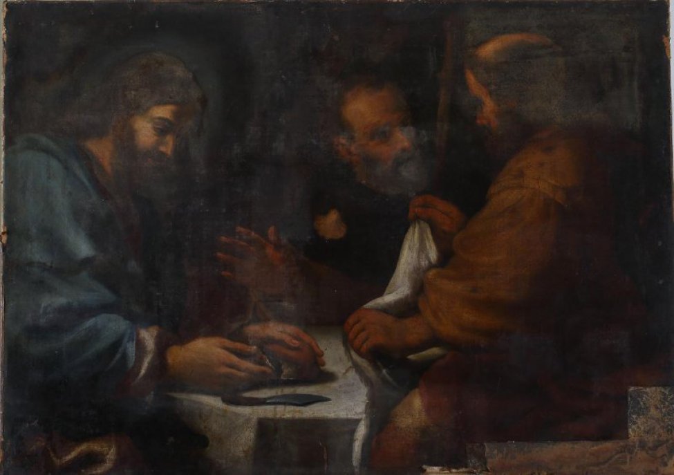 Изображен Христос сидящий за столом в синей одежде, преломляющий хлеб. Подругую сторону стола изображены два апостола одетых в темную (дальний) и ярко-желтую одежды. Фон темный.