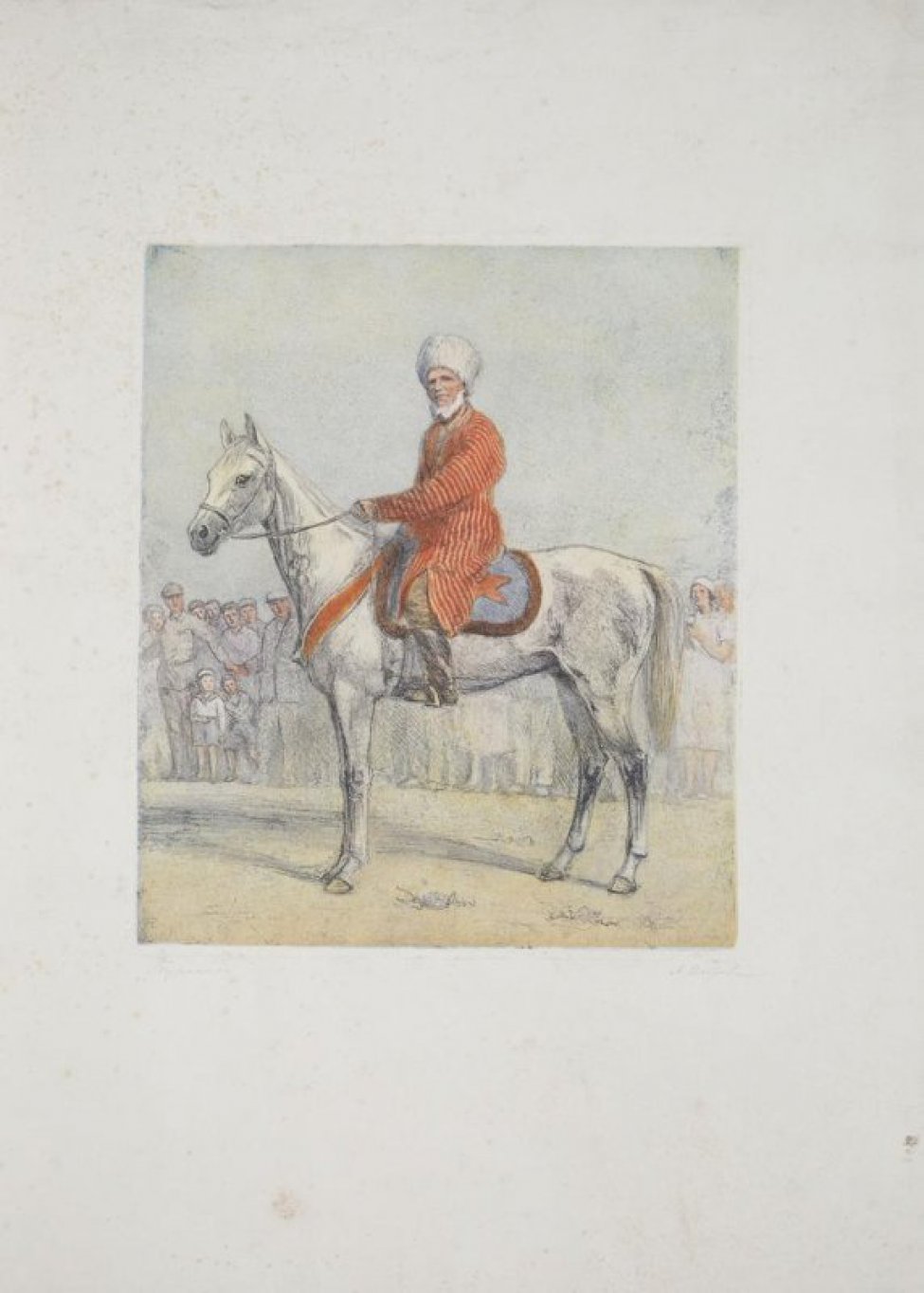 Изображен туркмен в полосатом халате и с папахой на голове, сидящий верхом на лошади перед толпой народа.